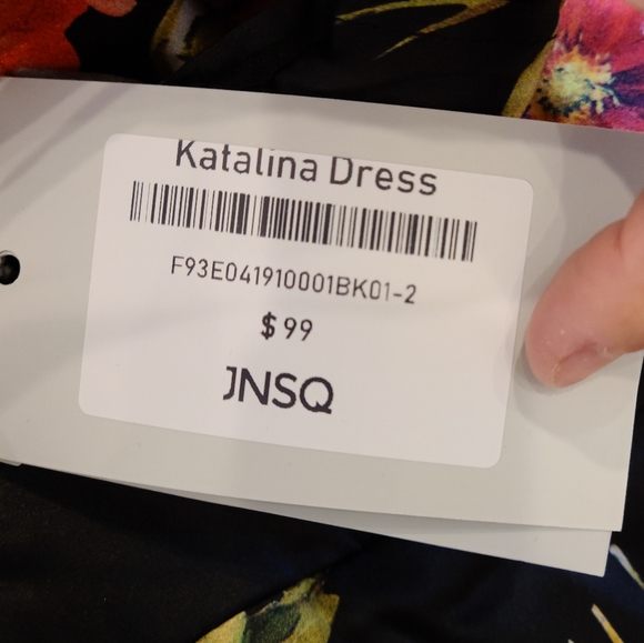 *NEW* Black Floral Printed Katalina Silk Dress - Picture 3 of 3